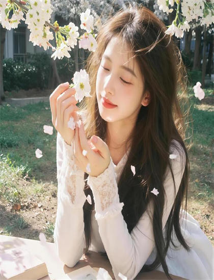 唯美女_得得得在线播放_塞跳D开最大挡不能掉老师